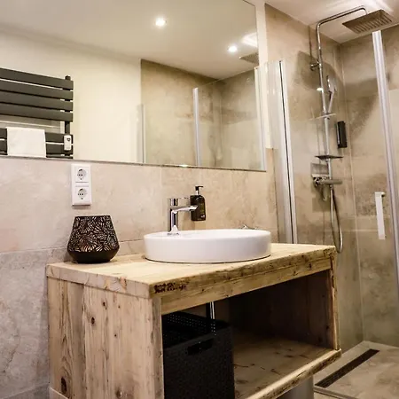 Smart Haus Azur 806 *